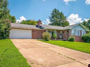 107 Parkview Dr, Mountain Home, AR 72653