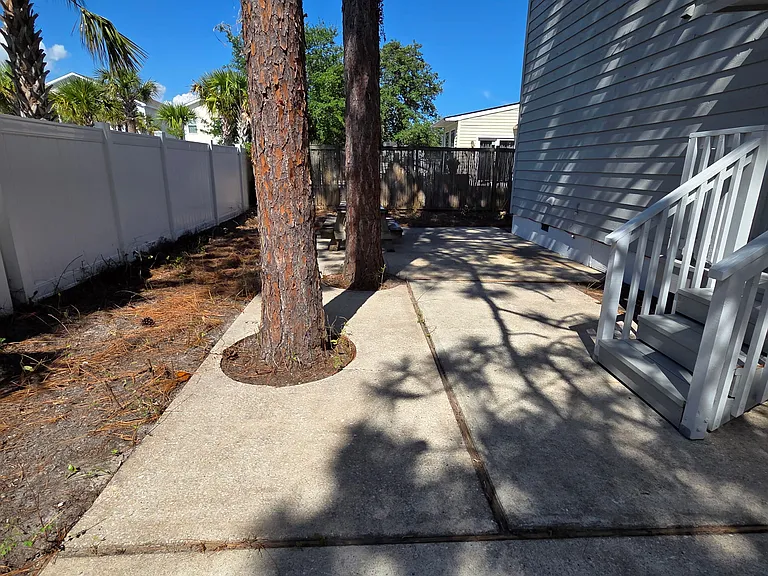 1906 Edge Dr — Photo 10
