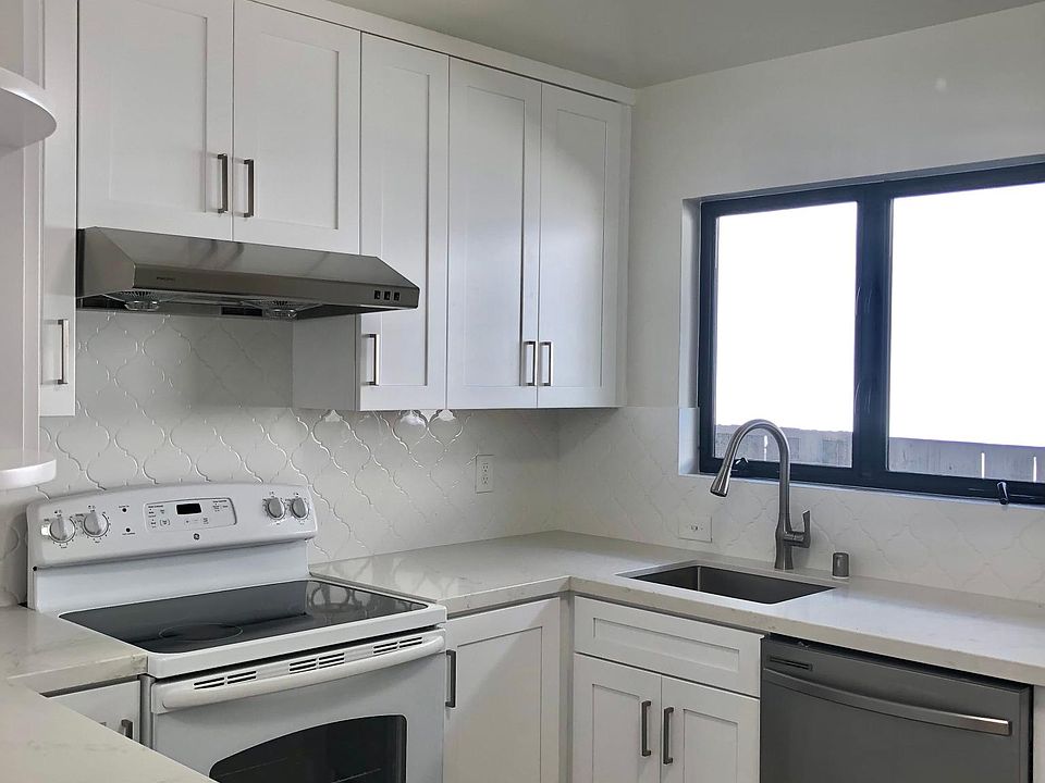 1st image of 382 Ventura Ave