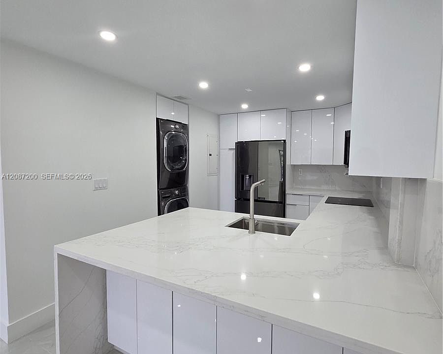 1st image of 15434 SW 85th Ln #154
