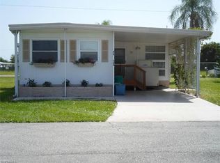 720 Knotty Pine Cir, North Fort Myers, FL 33917