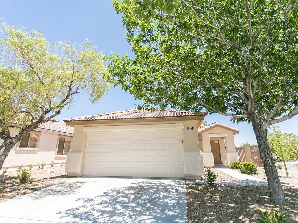 1st image of 10962 Civiletti St