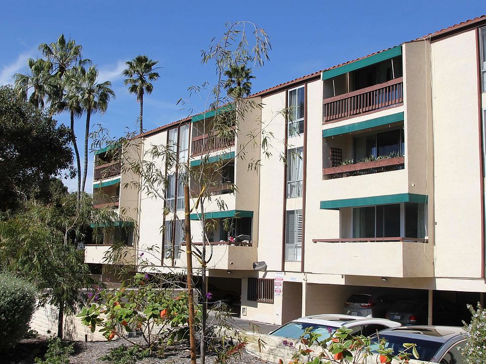 2nd image of 6333 La Jolla Blvd #274