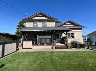 820 10th Ave, Campbell River, BC V9W3C4