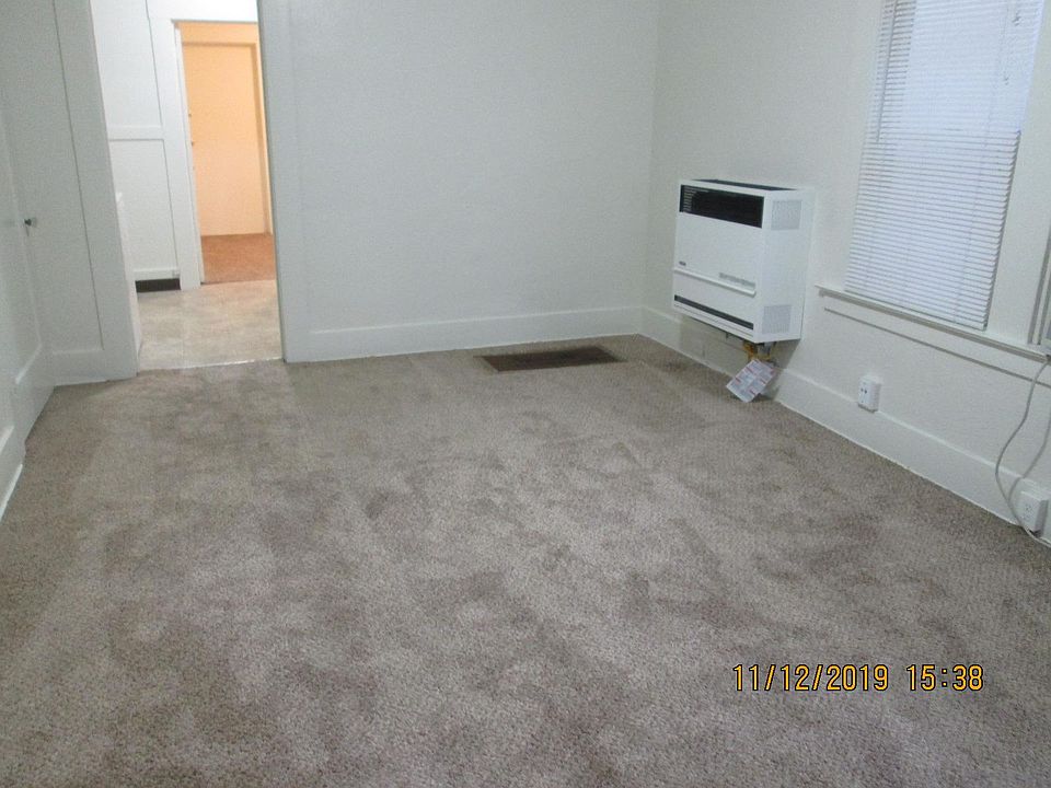 1st image of 1390 N Linden Ave