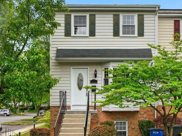 1681 Hart Ct, Crofton, MD 21114