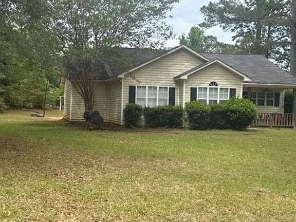 2nd image of 101 Ridgefield Cir