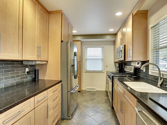 4th image of 11720 Business Blvd APT 110