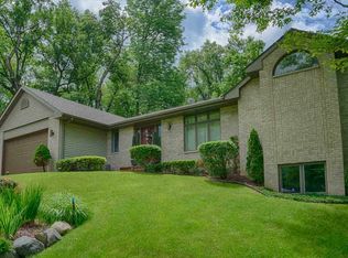 609 Lake Summerset Rd, Davis, IL 61019