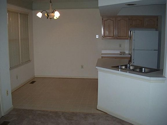 Eat in Kitchen