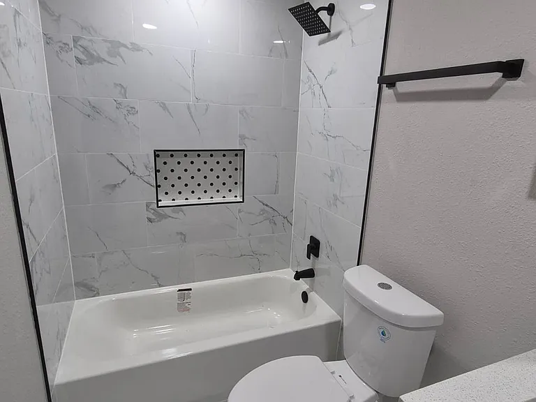 1519 McKee St #3 — Photo 4