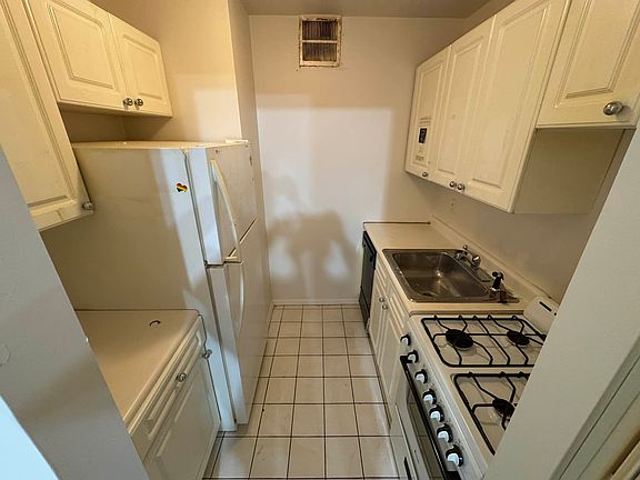3rd image of 8730 62nd Ave APT 9