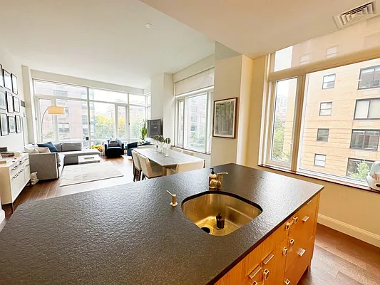 Rented by Battery Park Realty | media 22