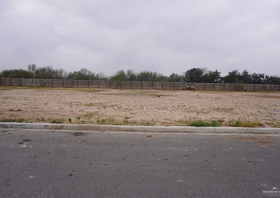 1st image of 703 Thompson Rd