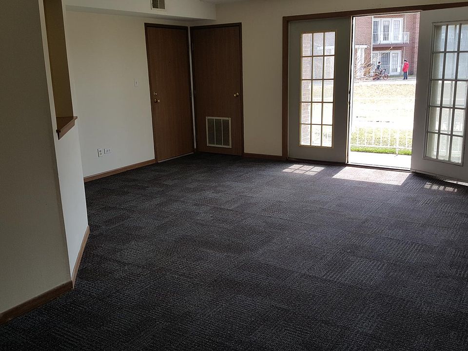1st image of 4170 Williamsburg Ct APT 101