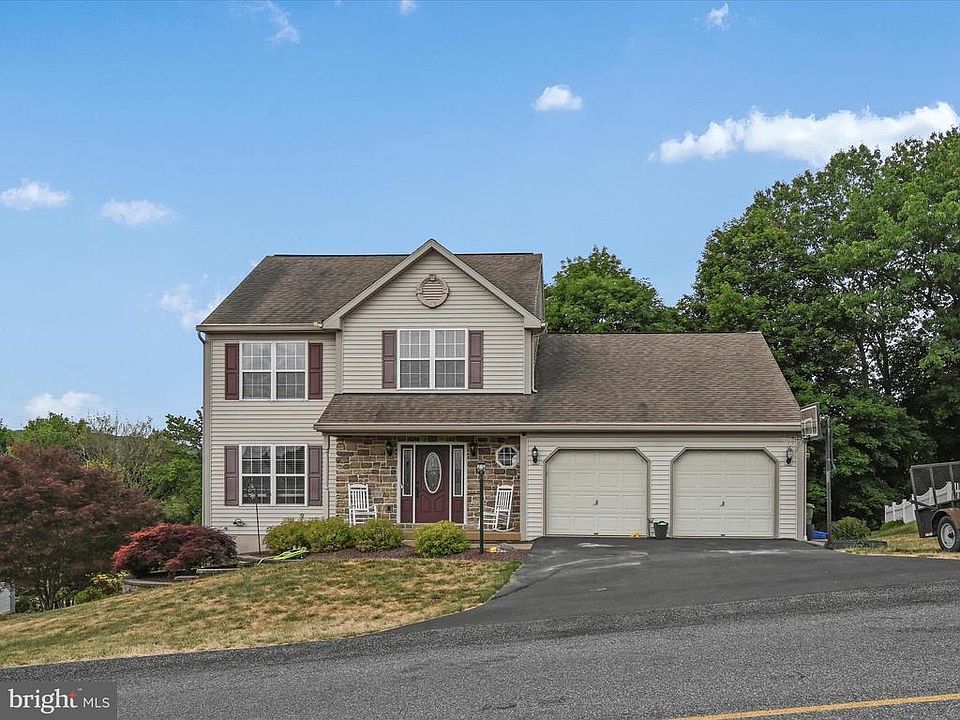 1st image of 630 Stoney Run Rd