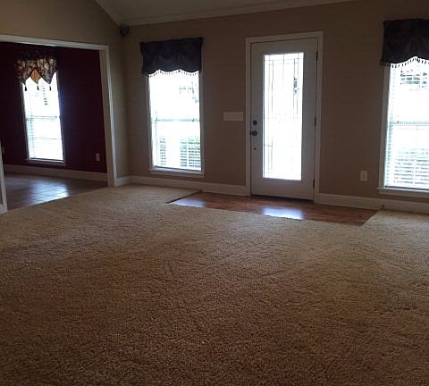 3rd image of 145 Bear Creek Dr