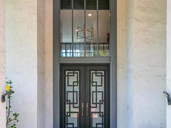 3rd image of 8517 Portafino Pl