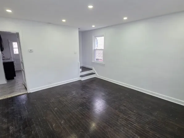 650 Langdon St, Orange, NJ 07050