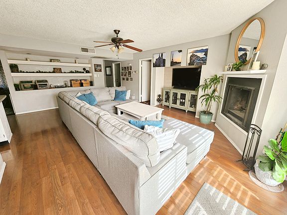 2nd image of 6749 S Lakeshore Dr