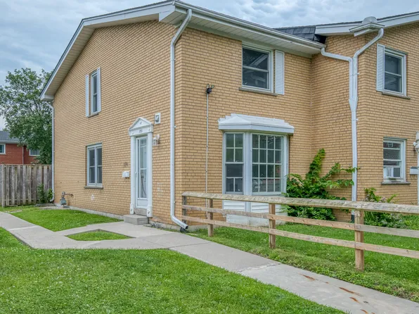 153 Arbour Glen Cres, London, ON N5Y 2A4