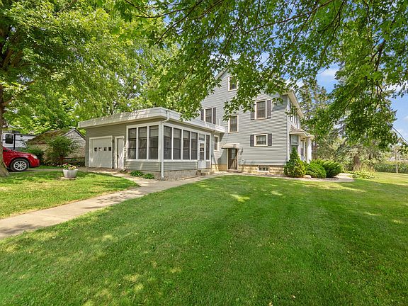 5th image of 851 450th St