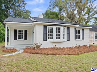 140 North St, Darlington, SC 29532