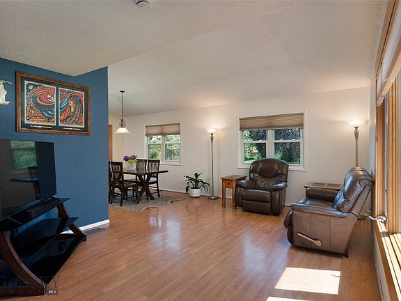 5th image of 334 Coulee Dr