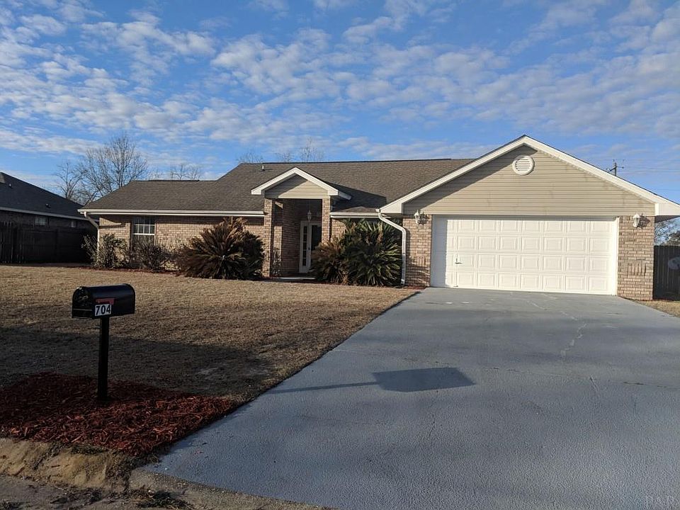 1st image of 704 Cricket Cir