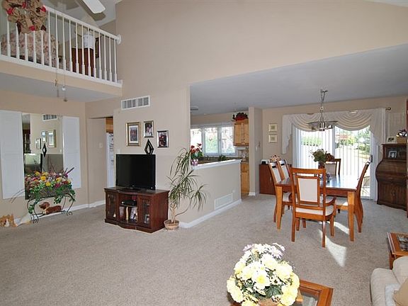 5th image of 534 Wellington Ct