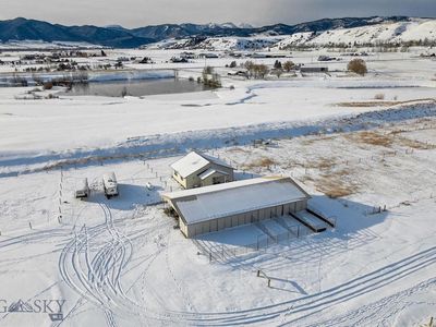 1683 Cottontail Rd, Gallatin Gateway, MT, 59730