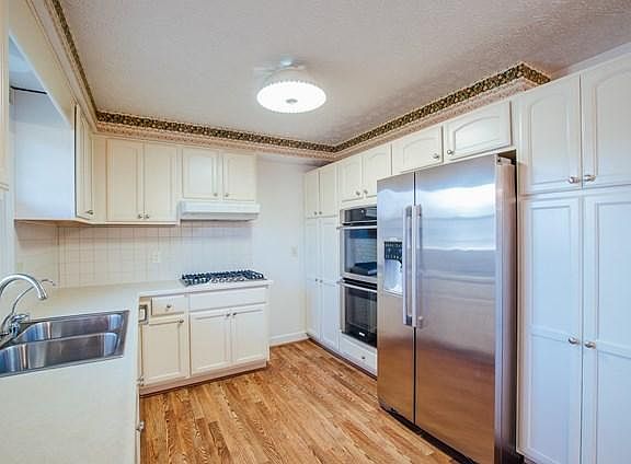 5th image of 2205 Kentwood Dr
