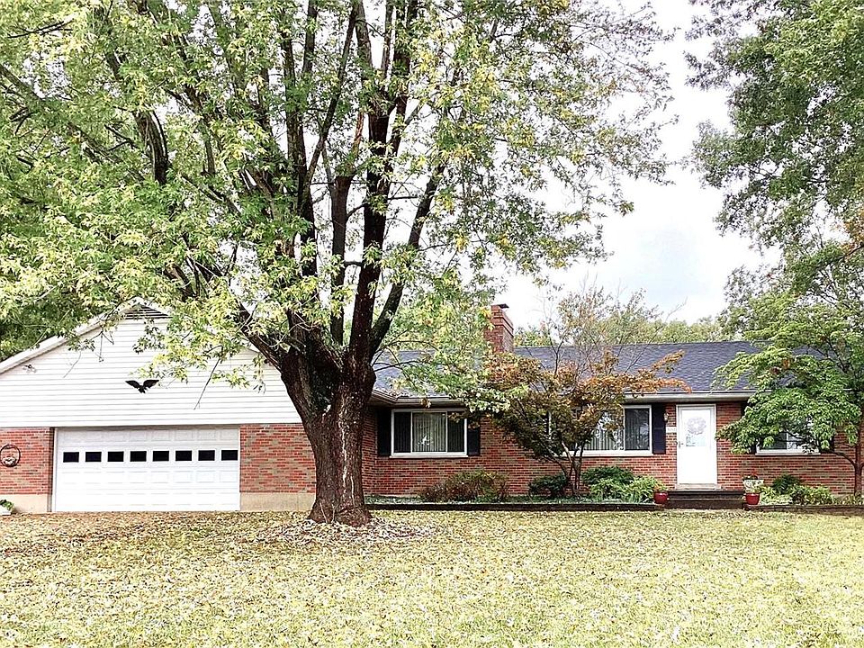 3667 Twin Oaks Dr, Pacific, MO 63069 | Zillow