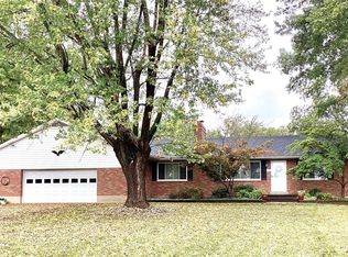3667 Twin Oaks Dr, Pacific, MO 63069