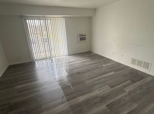 4316 Lindenwood Dr APT 3SE, Matteson, IL 60443
