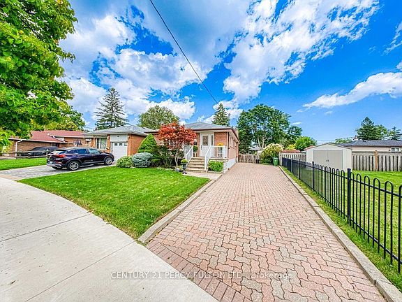2nd image of 70 Limevale Cres