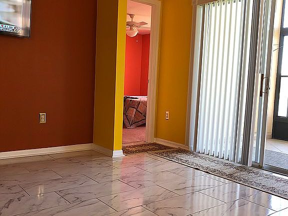 3rd image of 517 Via Veneto Ct