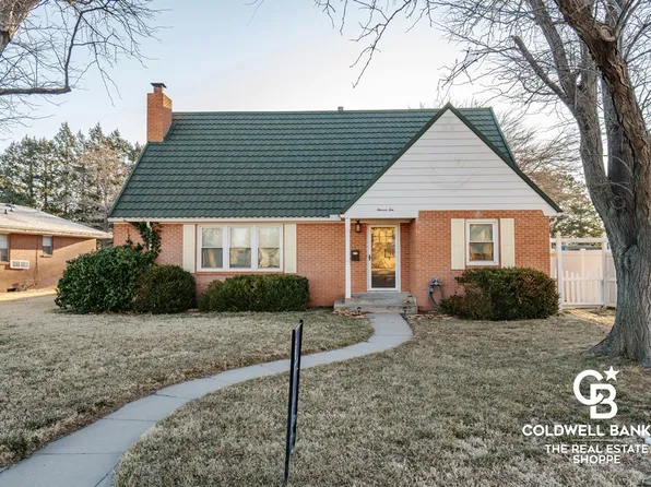 1110 N 7th St, Garden City, KS 67846