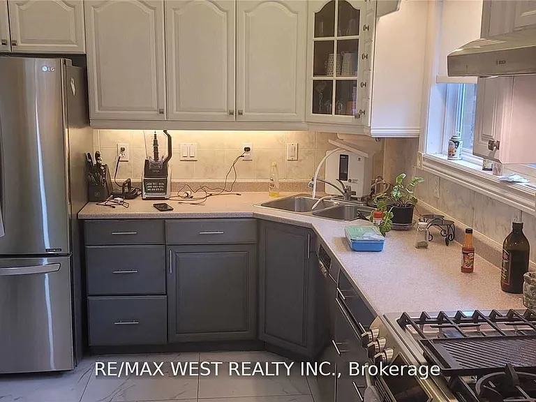 51 Monterrey Dr #UPPER — Photo 10