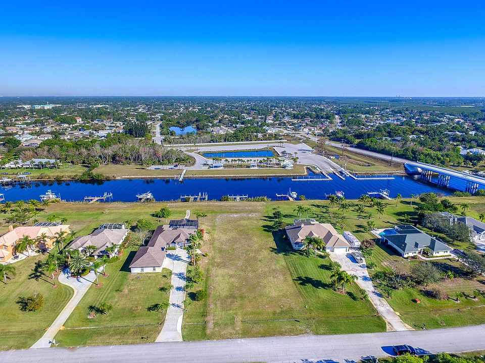 1st image of 2710 SE Eagle Drive