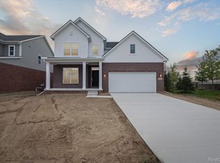 8308 Grove St, Washington, MI 48094