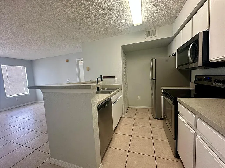 2213 Grand Cayman Ct #1121 — Photo 4