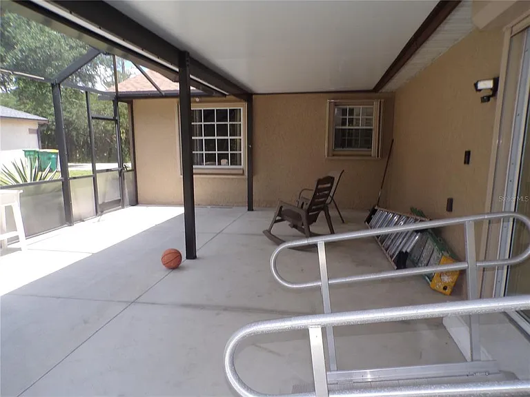 18407 Avon Ave — Photo 35