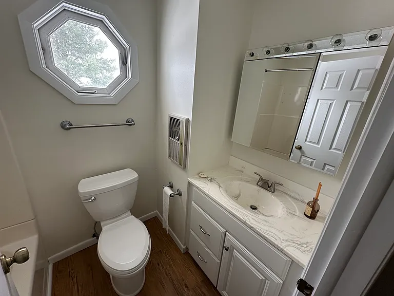 3484 Cheyenne Trl NE — Photo 7