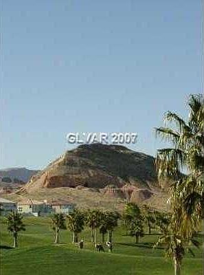 5th image of 298 Fairway Woods Dr