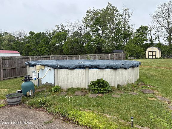 4th image of 457 Webb Ln