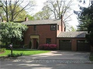 910 Glenover Pl, Pittsburgh, PA