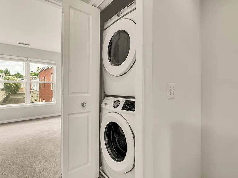 1227 V St NW — Photo 32