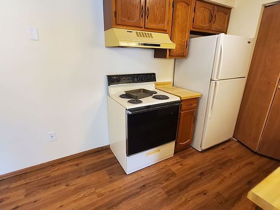 5th image of 1320 Meadowcreek Dr APT 6