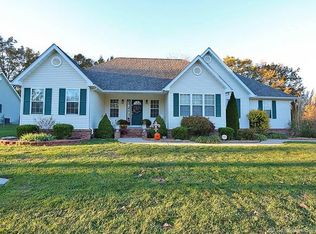 1147 Spring Brook Park, Farmington, MO 63640